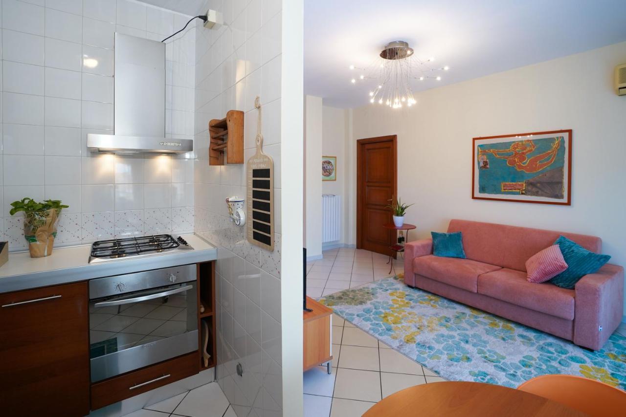 La Casa Di Azzurra Centro Citta Appartamento Fino A 4 Posti Letto E 2 Bagni Foggia Exterior photo