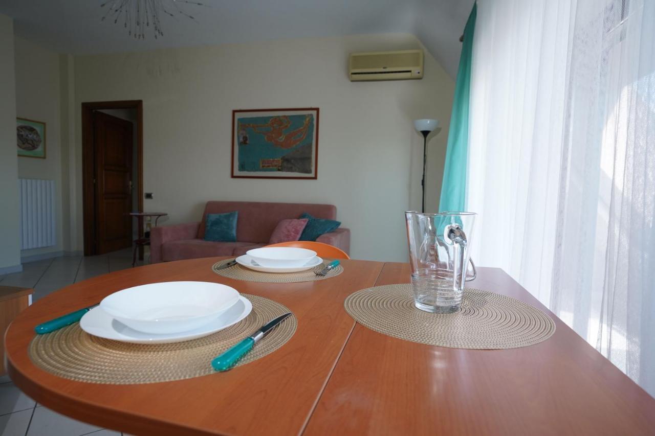 La Casa Di Azzurra Centro Citta Appartamento Fino A 4 Posti Letto E 2 Bagni Foggia Exterior photo